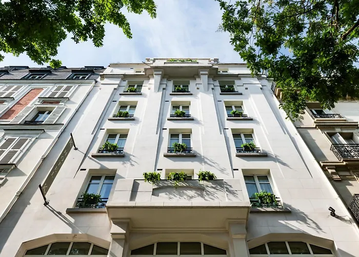 Le Lampika Hotel Parijs